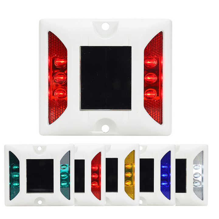 Epistar LED Chip Aluminium شمسية LED طرق الطرق 2.5 فولت لحلول السلامة على الطرق