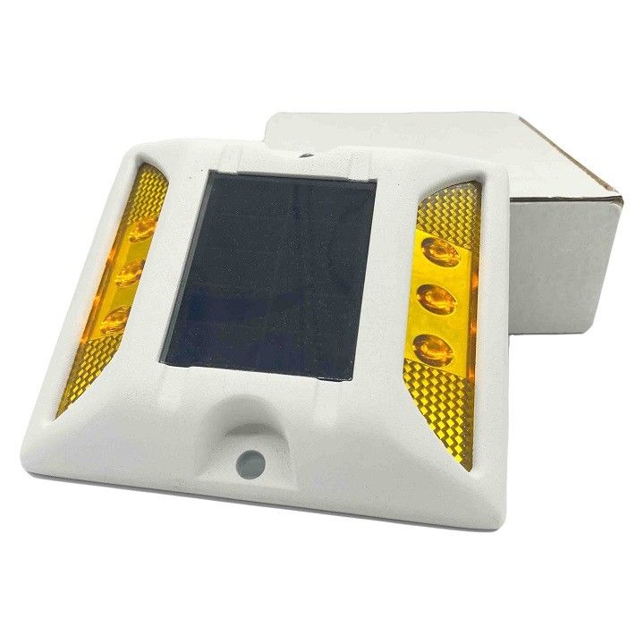 مضاد للأشعة فوق البنفسجية الكمبيوتر الشمسي LED Road Stud Reflectors علامة الطوابق الشمسية المخصصة