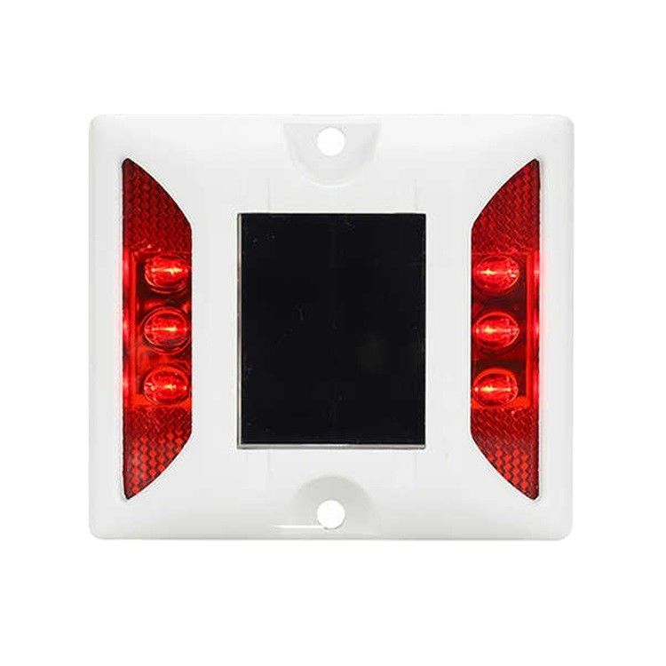 Epistar LED Chip Aluminium شمسية LED طرق الطرق 2.5 فولت لحلول السلامة على الطرق