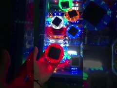 B103 مصابيح LED الضوئية الثقيلة الطاقة الشمسية LED البلاستيكية عين القطط علامة الطريق العاكس